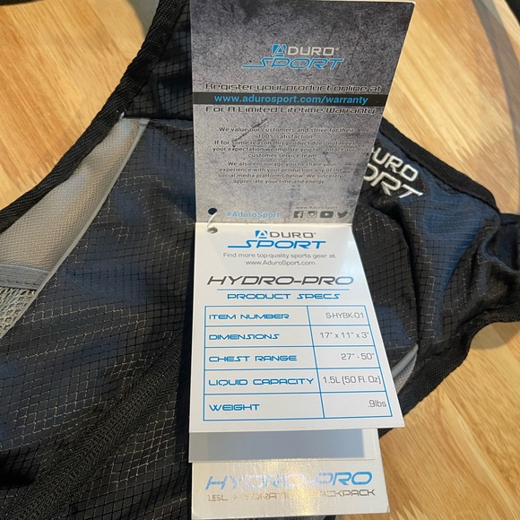 Aduro Sport Hydration Backpack (1.5L) - Picture 4 of 8